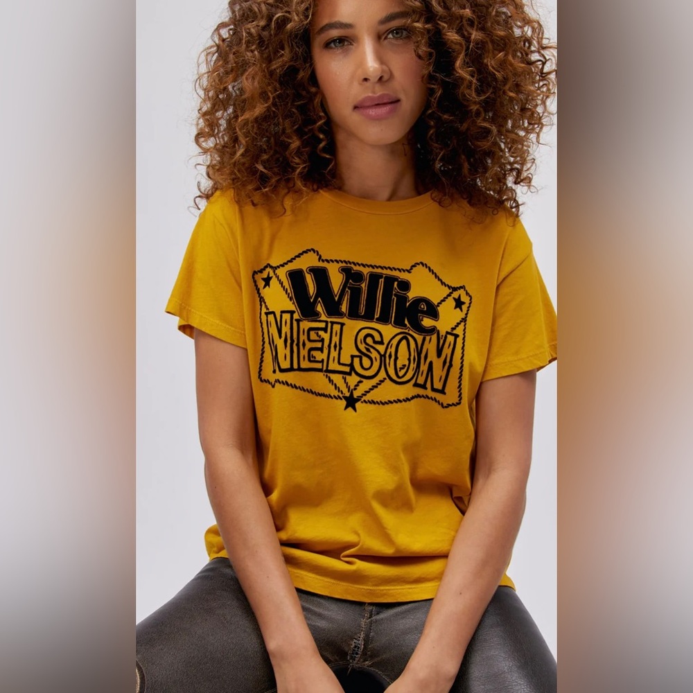 Daydreamer Willie Nelson Lasso Solo Tee S M
